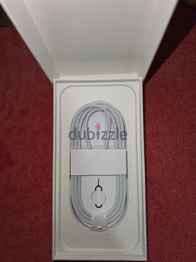 Apple - iPhone 16 Pro Max 2