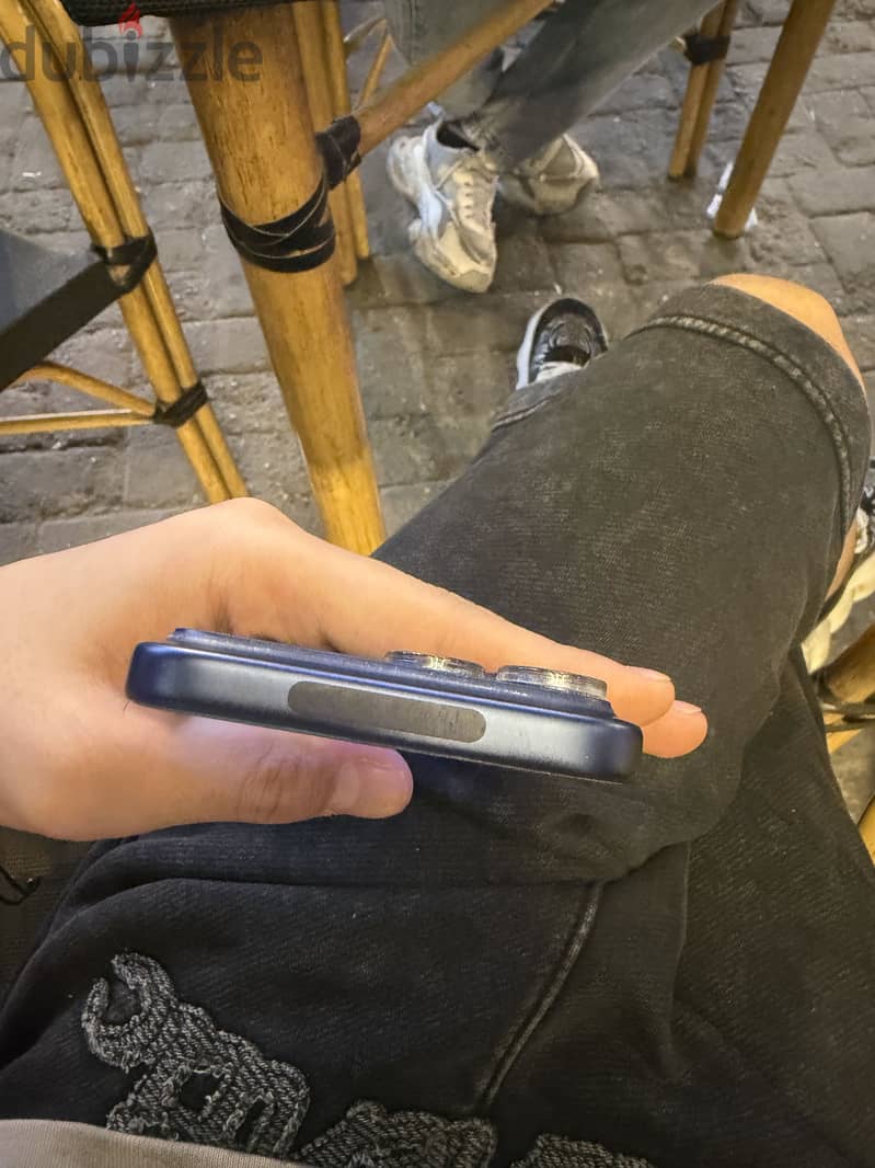 Apple - iPhone 17 Pro Max 2