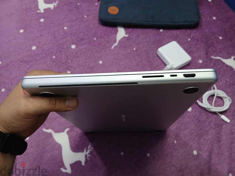 MacBook Pro M1 Pro 32ram 16 inch 7