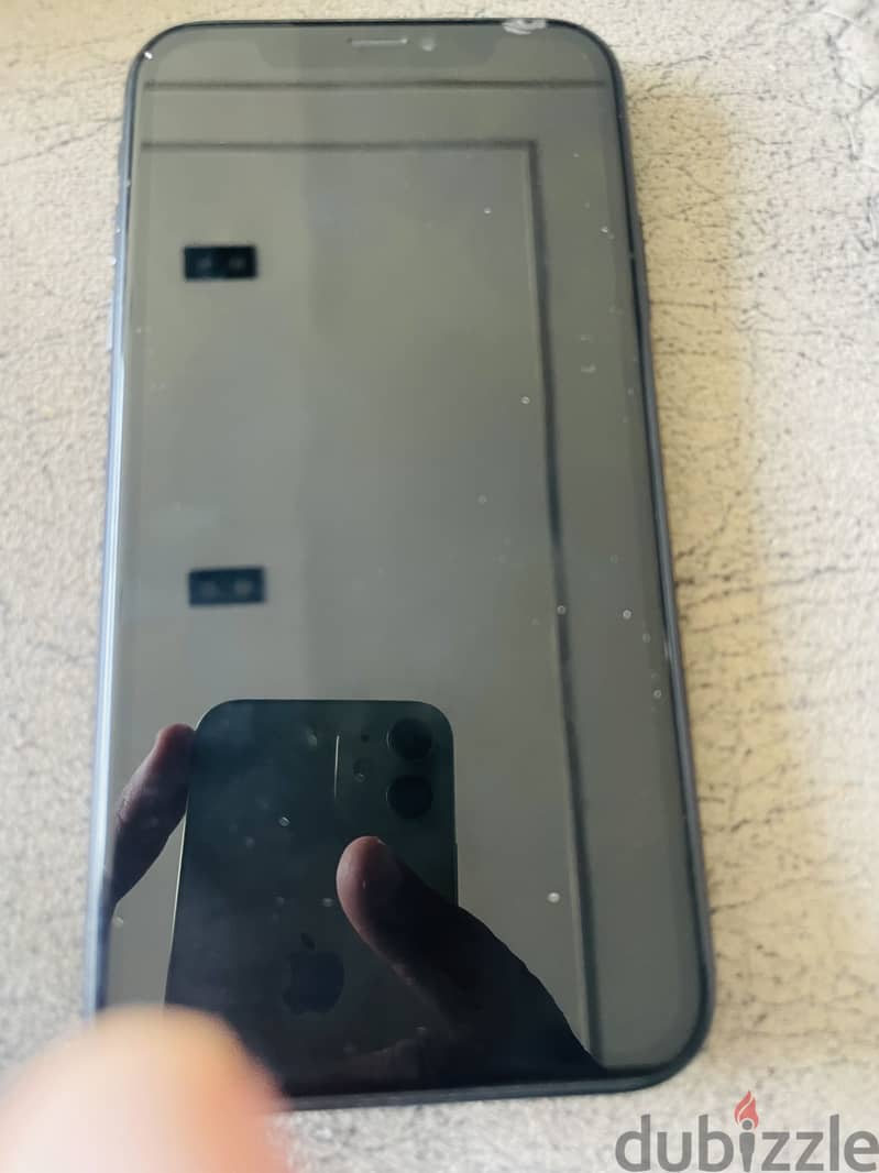 Apple - iPhone XR 5