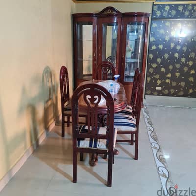 سفرة للبيع ٦ كراسي + نيش + ترابيزة