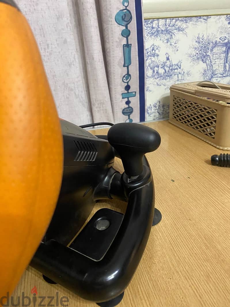 Orange gaming wheel , compatible with ps4 , xbox , pc 2