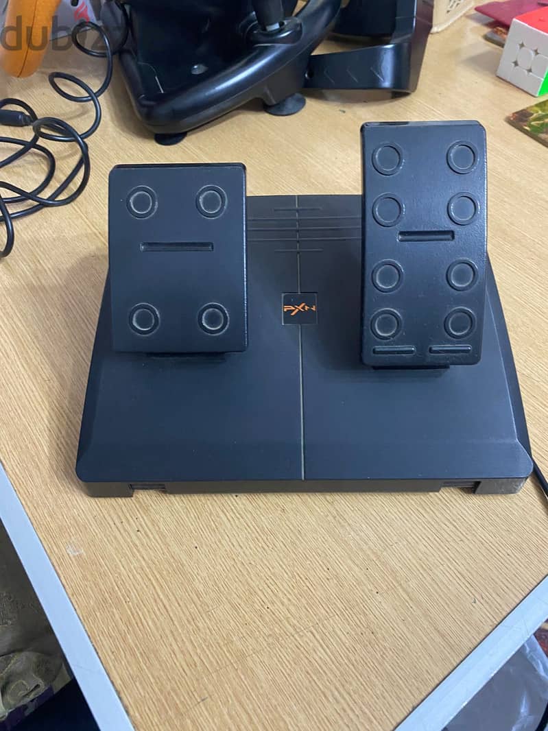 Orange gaming wheel , compatible with ps4 , xbox , pc 4