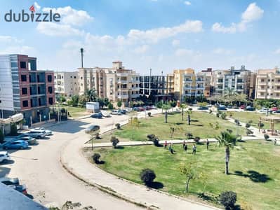 House for sale in the ninth area near Green Hills Club and Dar Misr opposite Bahri repeated floor
