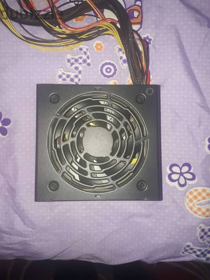 Power Supply 650 Watt 1
