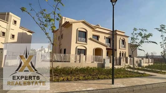 في ارقي مراحل مدينتي فيلات الفورسيزون امتلك twin villa نظام اقساط علي 12 سنه