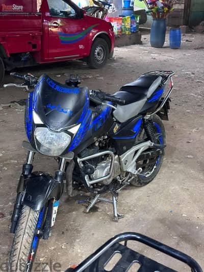 مكنه بجاج 180 للبيع