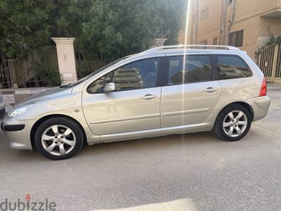 بيجو 307 استعمال نظيف و خفيف  2007