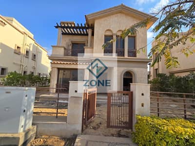 فيلا منفصلة C3 بسعر مميز للبيع في مدينتي جاردن فيو استلام فوري بموقع متميز VG3
