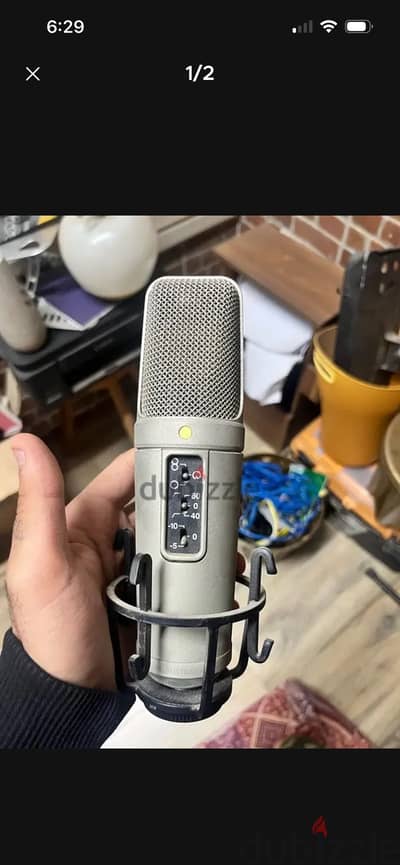 Microphone