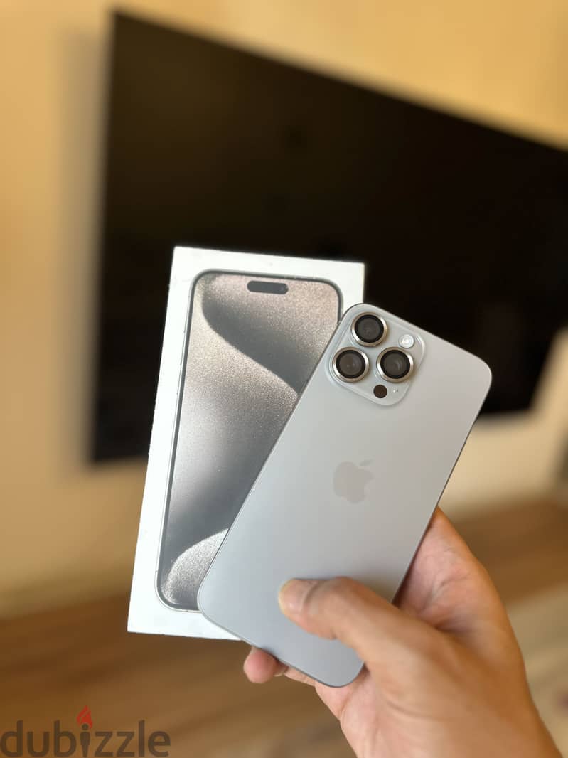 Apple - iPhone 15 Pro Max 4
