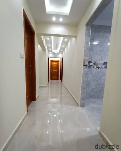 176 sqm Apartment for Sale in Hadayek Al Ahram (2nd floor, North-facing, old loading design).  Layout: 3 bedrooms (including 1 master), 3-piece recept