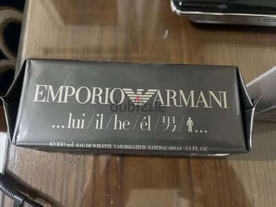 Armani he