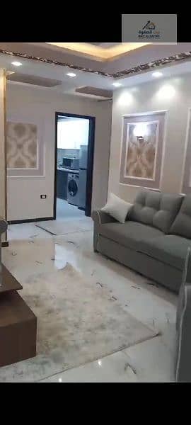 للايجار شقة مفروشة اول سكن كمبوند وان قطامية