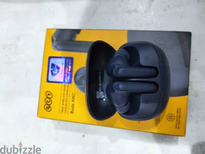 سماعه QCY HT15 مستعمله أسبوع