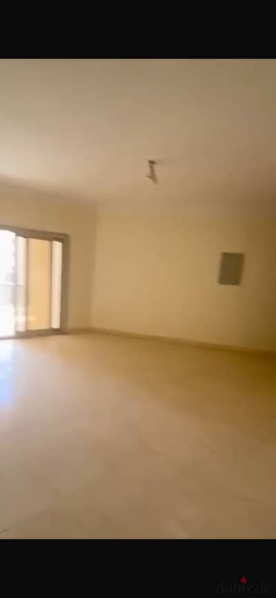 140 m² apartment ready for residence and delivery R3 3 bedrooms and 2 bathrooms first floor ultra super lux