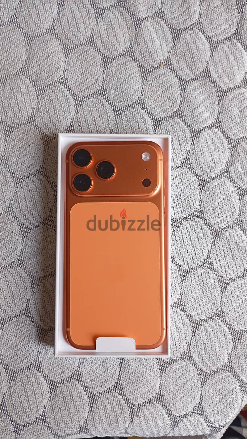 Apple - iPhone 17 Pro Max Orange 2
