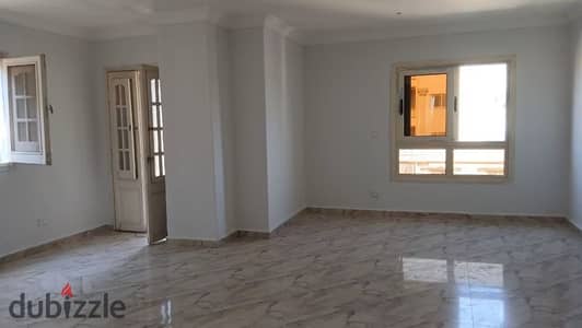 New law apartment in Zahraa El Maadi