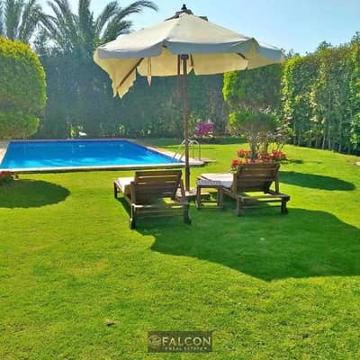 فيلا( بقسط 28  الف+ مقدم 850 الف )خصم 54% للكاش فيلا للبيع في كمبوند سراى sarai القاهره الجديده new cairo  بجوار مدينتي دقائق من التجمع الخامس
