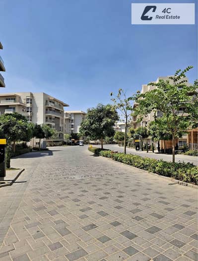 apartment for sale 125m finished  Mountain View icity New Cairo , View landscape