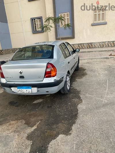 رينو كليو 2003 للبيع الهرم