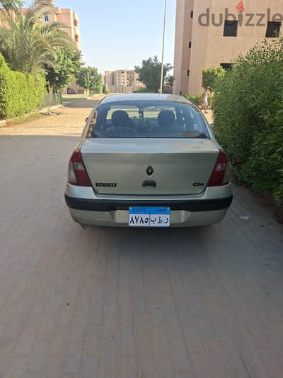 رينو كليو 2003