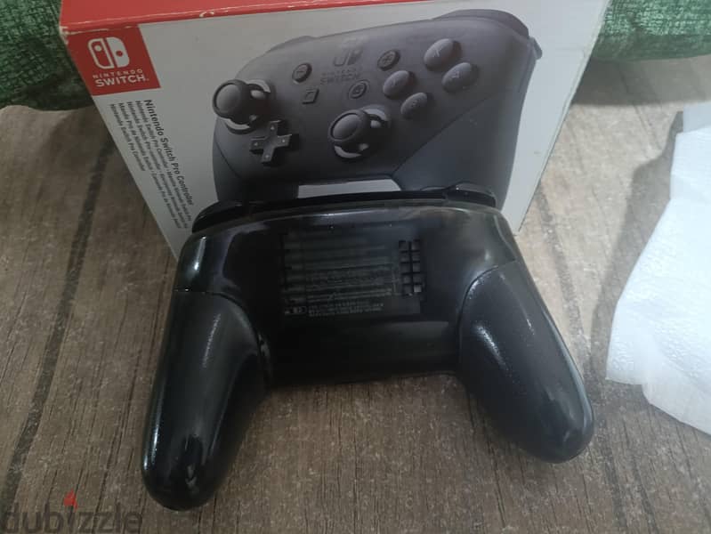 Nintendo switch pro controller 1