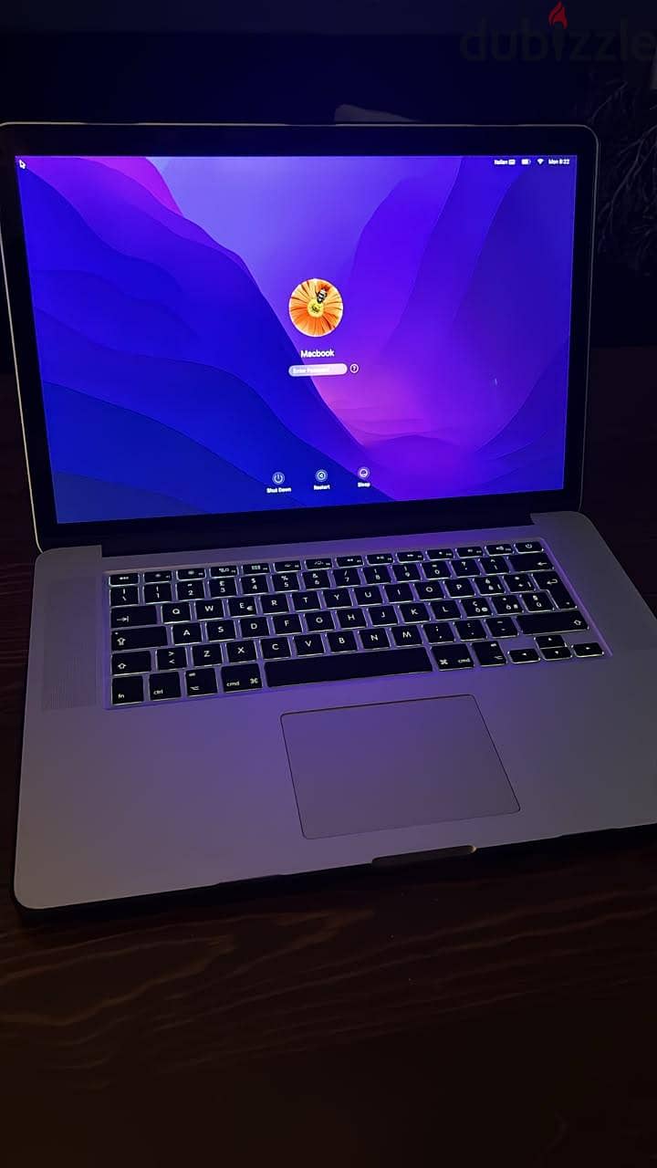 MacBook 1