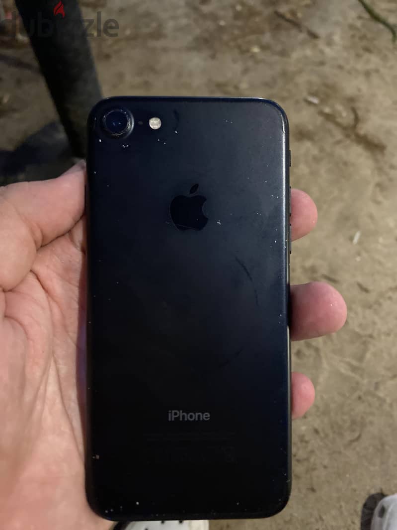 Apple - iPhone 7 1