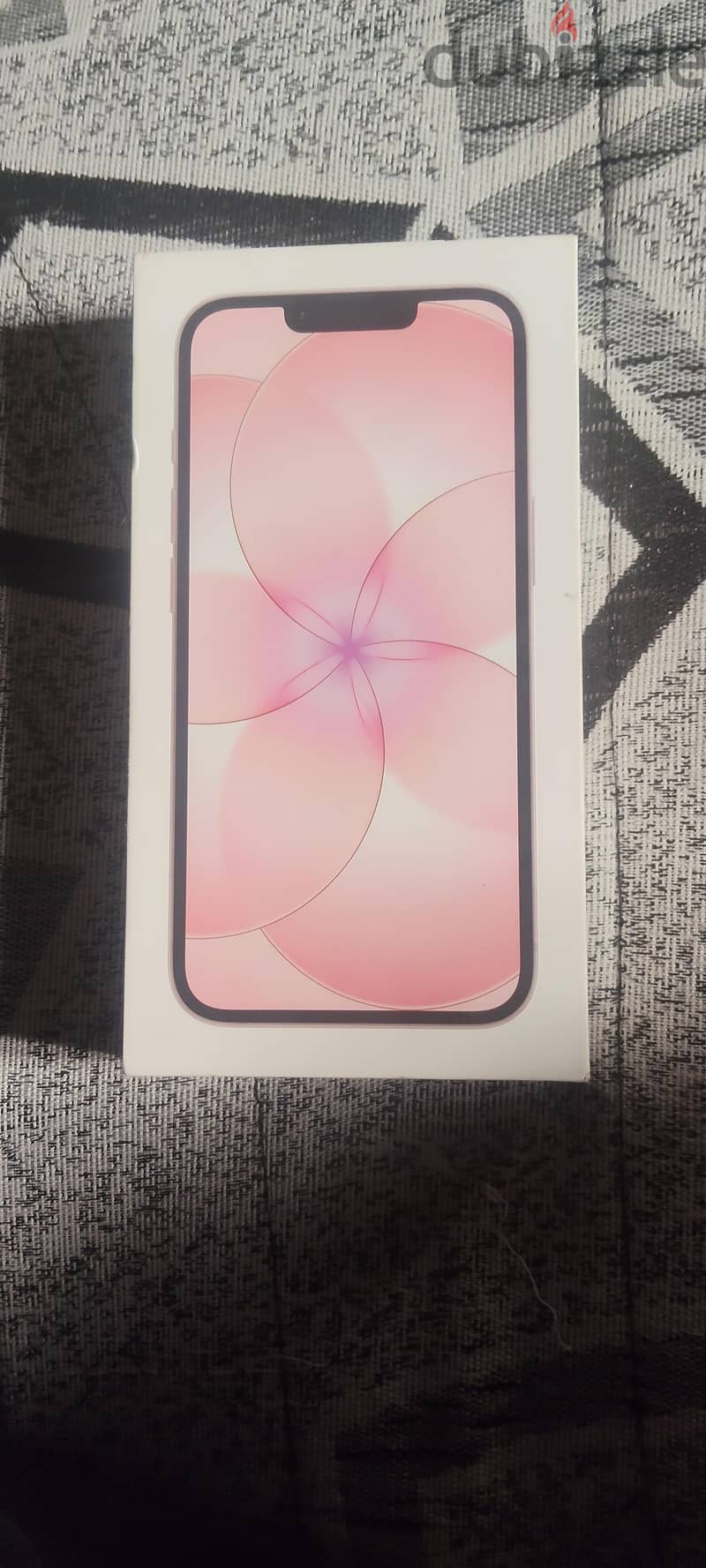 Apple - iPhone 17e 1