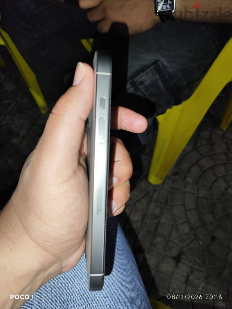 Apple - iPhone 15 Pro 3