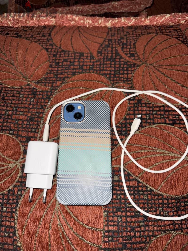 Apple - iPhone 13 4