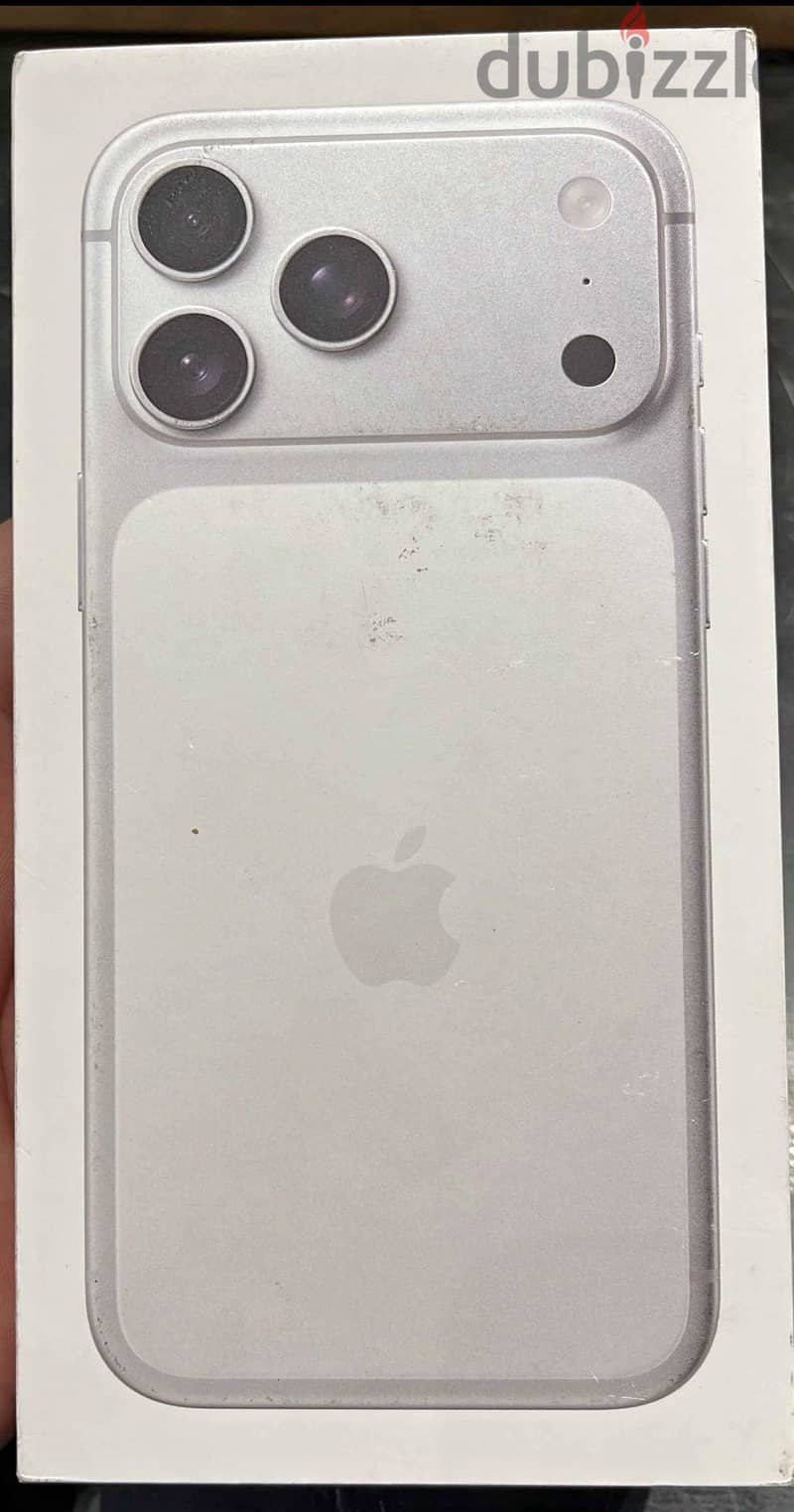 Apple - iPhone 17 Pro Max 1
