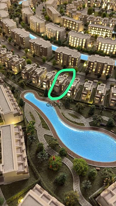 Own a luxury villa with the strongest developers in East Cairo, in a prime location in Mostakbal City, on the Amal Direct axis and next to Madinaty an