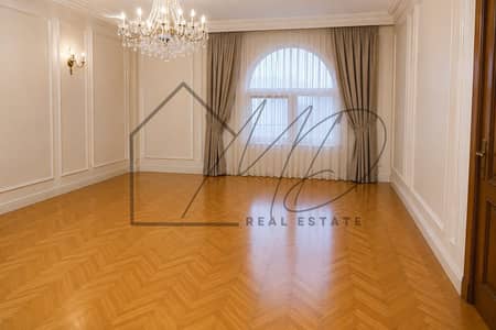 شقة للإيجار السكني في سموحه 240م