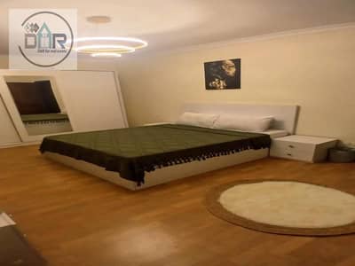شقه فندقيه مفروشه 3غرف فى كمبوند دار مصر بالشيخ زايد تصلح للايجار سنوى وشهرى