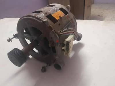 موتور غسالة أوتوماتيك 230 فولت – 2800 RPM – 230 وات بحالة جيدة