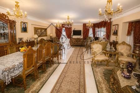 Apartment for sale in Loran 230m
