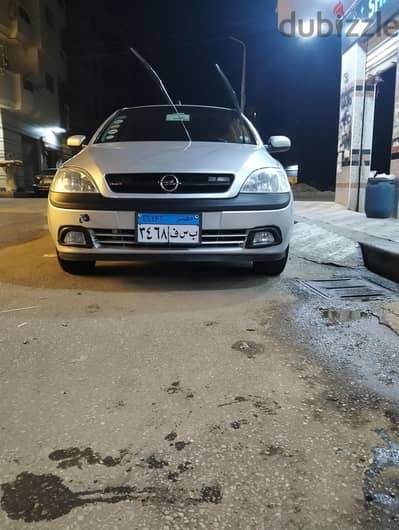 كورساا سيدان للبيع