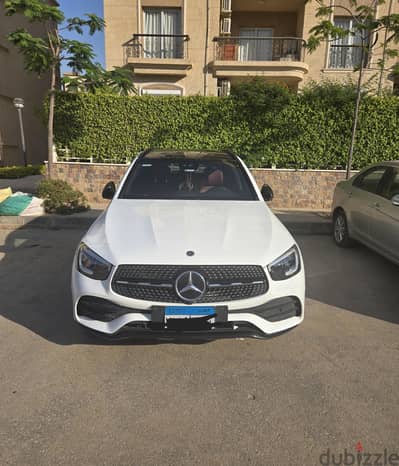 Mint Condition 2021 Mercedes-Benz GLC 200 4MATIC – AMG Line