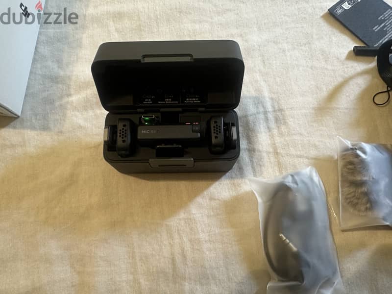 DJI Mic Mini (2 TX + 1 RX + Charging Case) 4