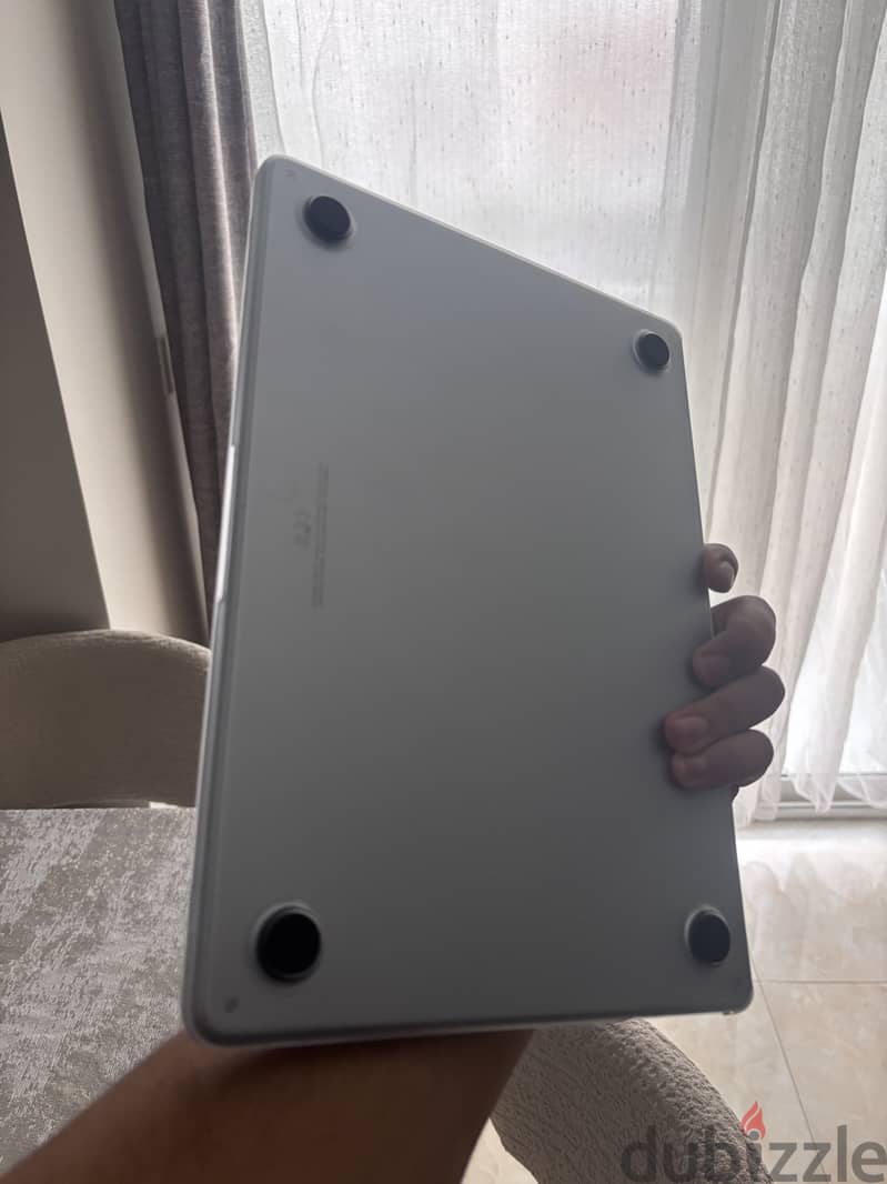 MacBook Air M5 / 13-inch 5