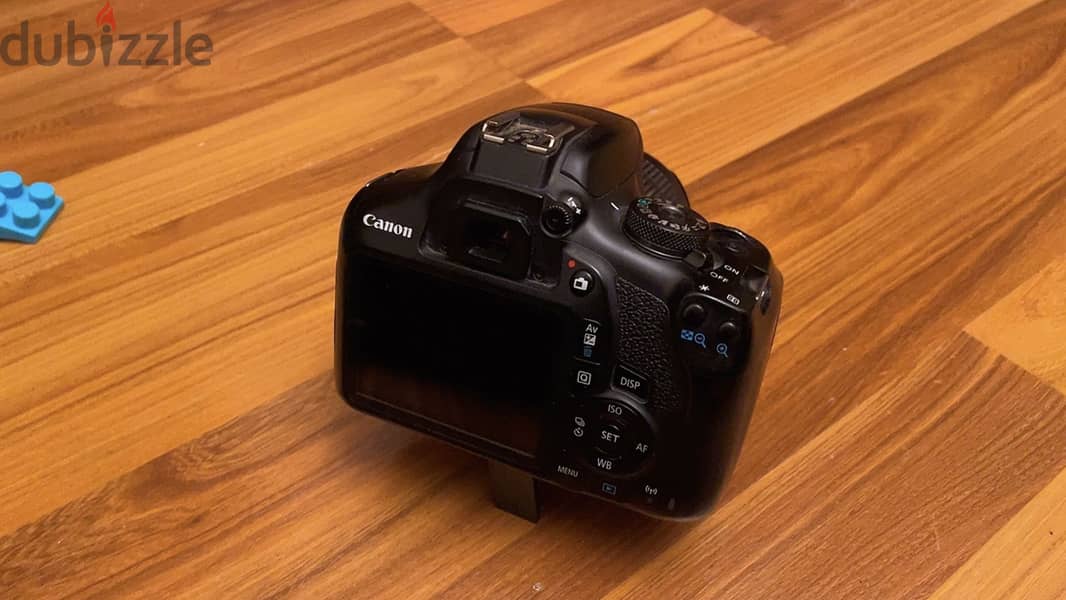 Canon 2000D 2