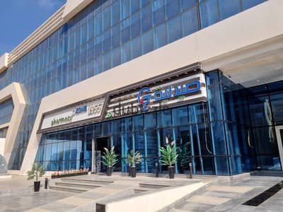 عيادة 40م للبيع في Ozone Medical Center | التجمع الخامس تشطيب فاخر | استلام فوري