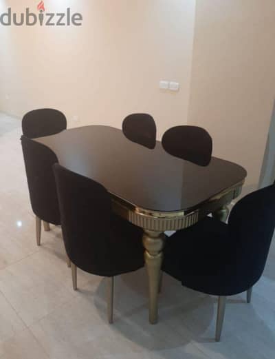 سفرة معمولة باحتراف