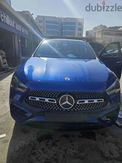 Mercedes-Benz GLA 200 2024