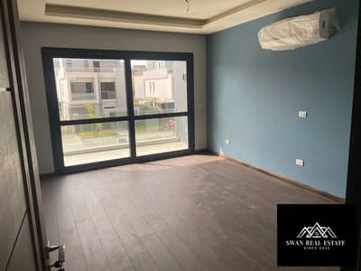 El Patio Al Zahraa by La Vista: Prime Corner Townhouse for Rent | 3 Beds, Roof Room, Fitted ACs & Kitchen | 65k EGP