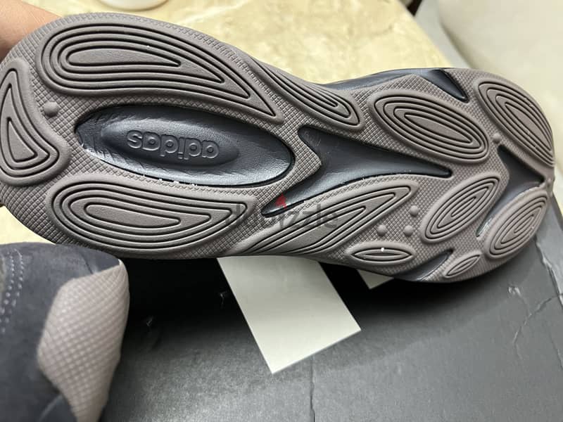 Adidas OZELLE Shoes 4