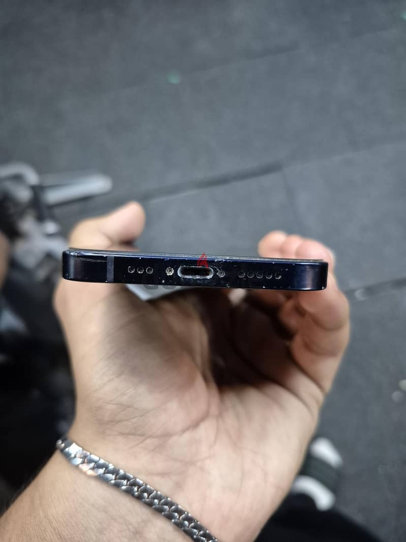 Apple - iPhone 12 2