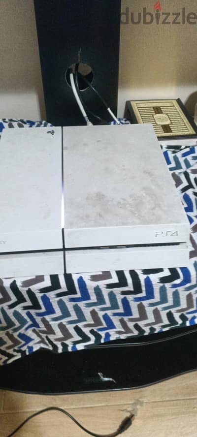ps4 for sale has 60 games   عرض خاص  احسن بدايه  مش مهكر